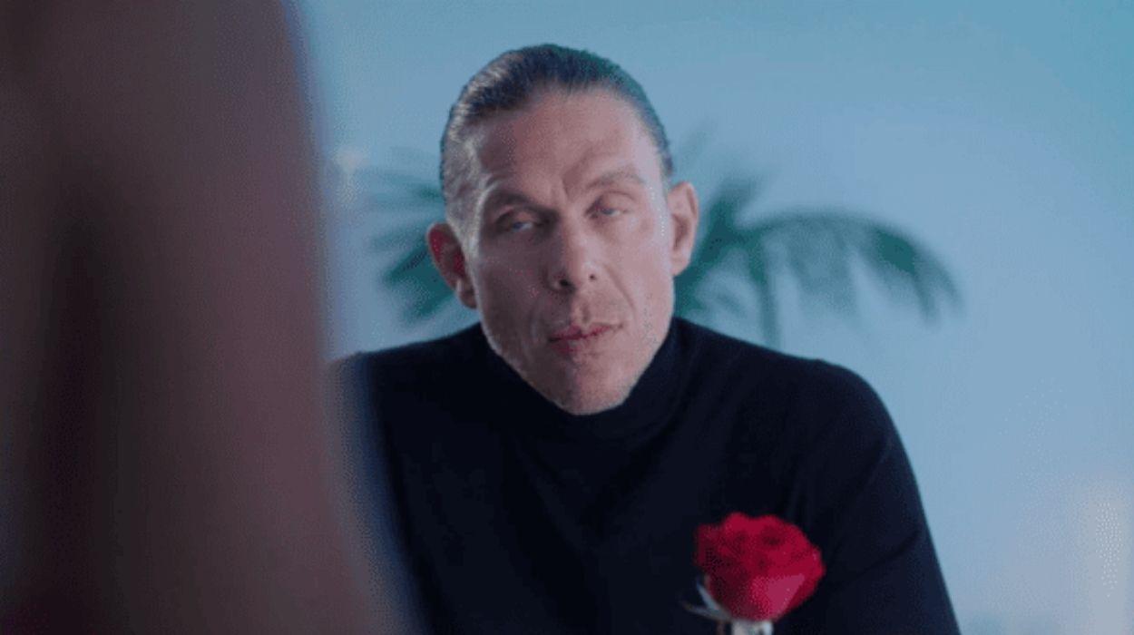 Gorgeous cunning Scarlit always gets her way & man