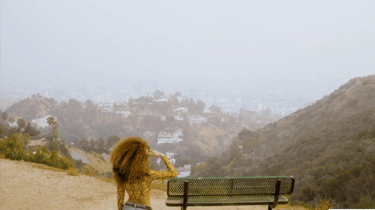 Teen Beauty Fucks Brother's Roommate As Soon As Possible